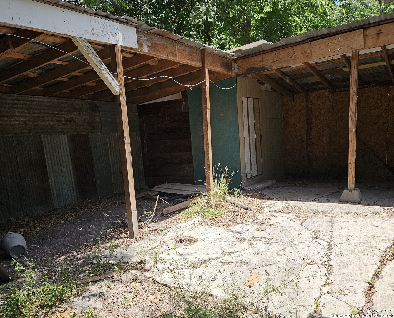 215 Monclova , San Antonio, TX, 78207 | 1867840 | Realty Texas LLC