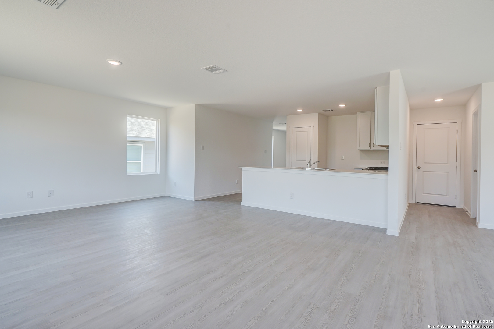 523 Kathleen Pike Ridge , San Antonio, TX, 78253 | 1868304 | Realty Texas LLC