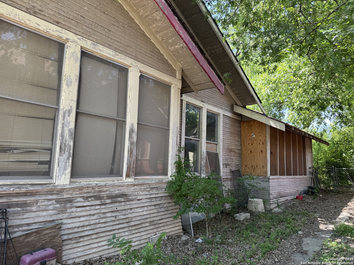 823 W French , San Antonio, TX, 78212 | 1866553 | Realty Texas LLC