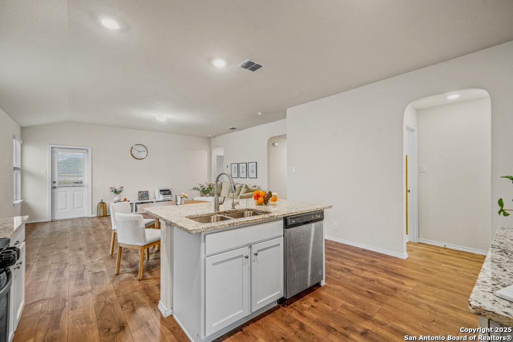 6219 Beech Trail Dr. , Converse, TX, 78109 | 1868839 | Realty Texas LLC