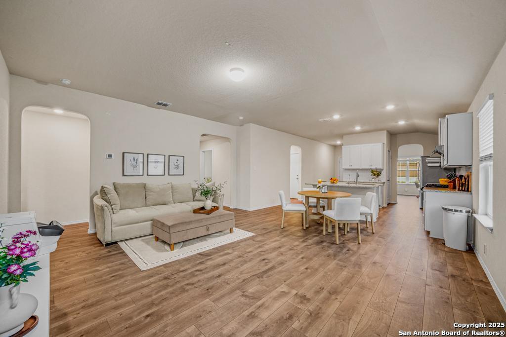 6219 Beech Trail Dr. , Converse, TX, 78109 | 1868839 | Realty Texas LLC