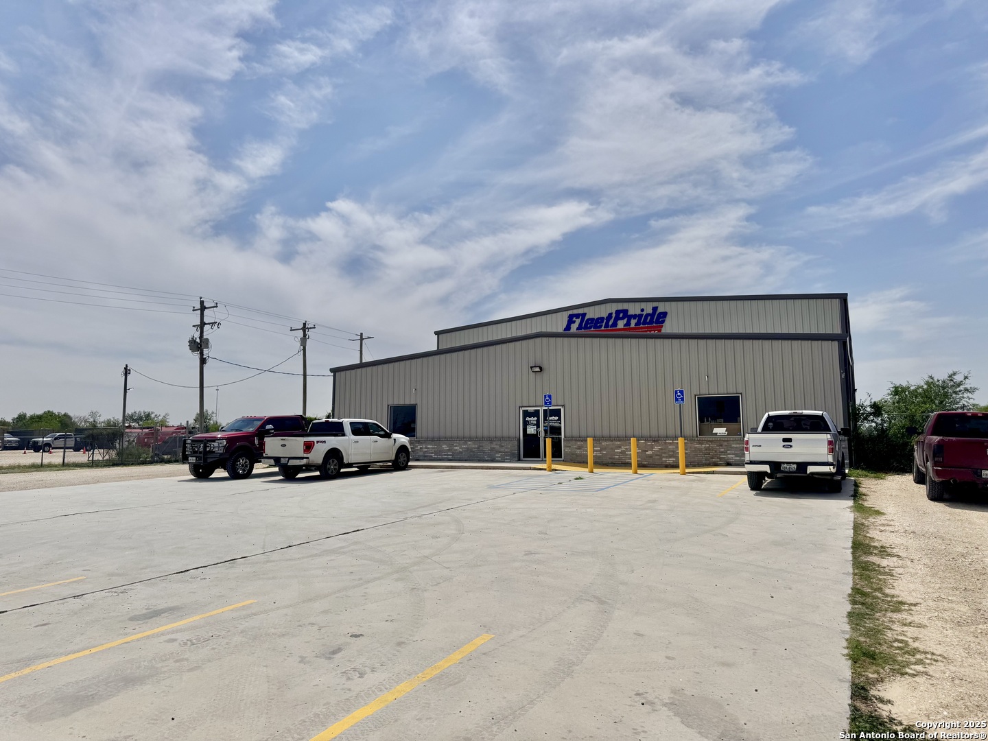 3509 Highway 277 , Carrizo Springs, TX, 78834 | 1869284 | Realty Texas LLC