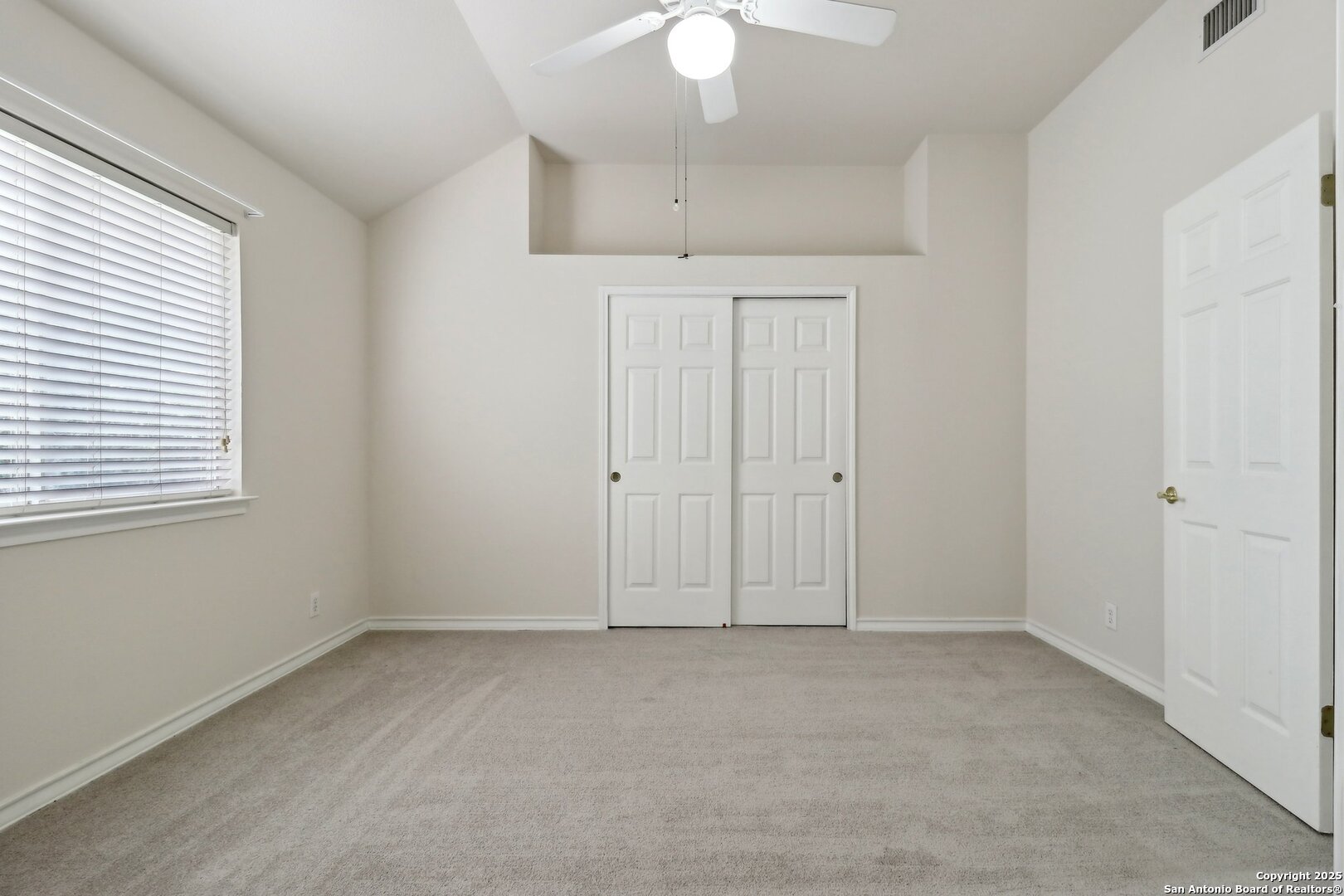 522 Mesa Ridge , San Antonio, TX, 78258 | 1869275 | Realty Texas LLC