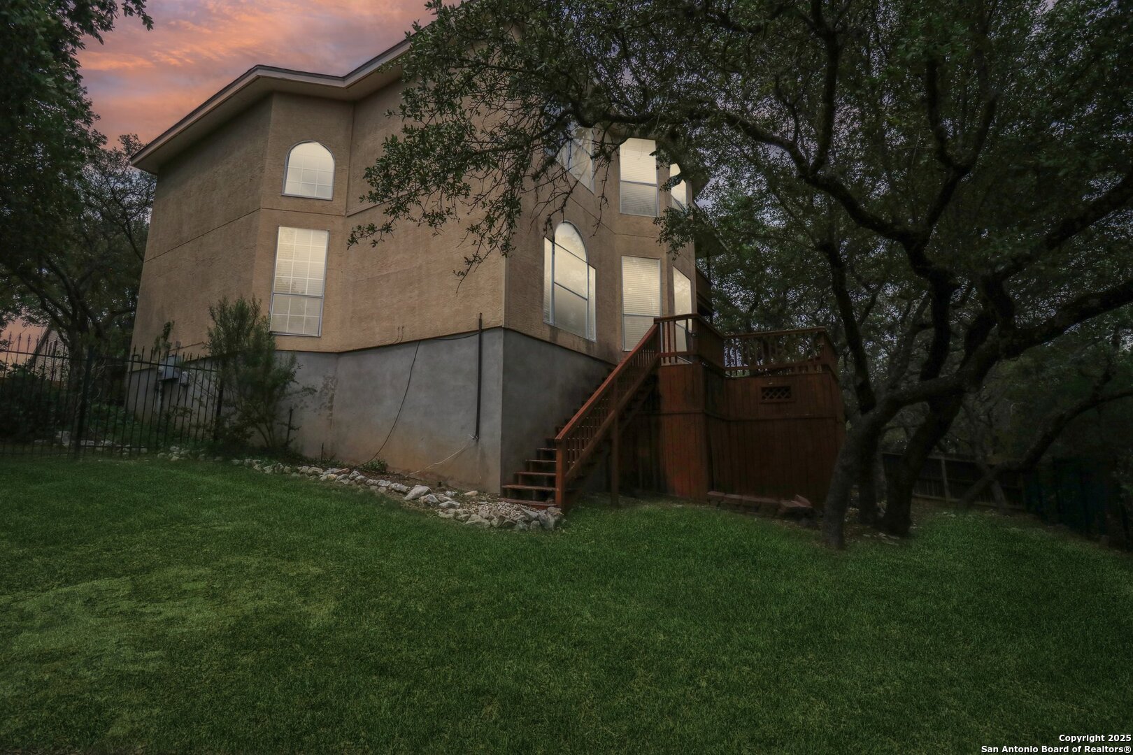 522 Mesa Ridge , San Antonio, TX, 78258 | 1869275 | Realty Texas LLC