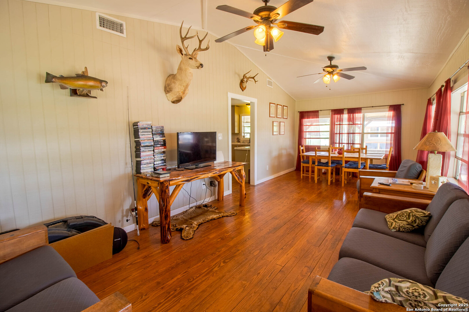 1591 County Road 476 , Stockdale, TX, 78160 | 1869023 | Realty Texas LLC
