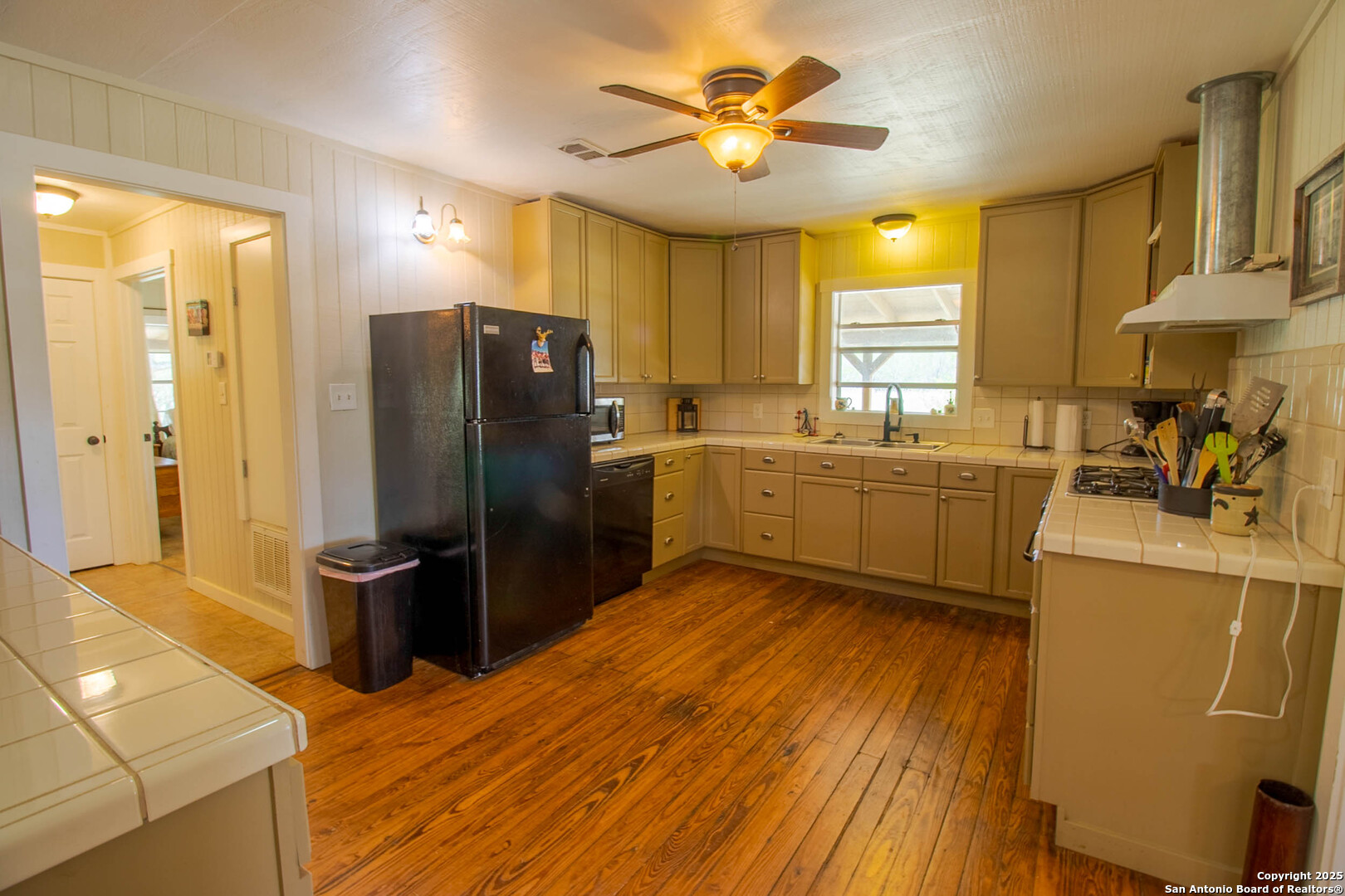 1591 County Road 476 , Stockdale, TX, 78160 | 1869023 | Realty Texas LLC