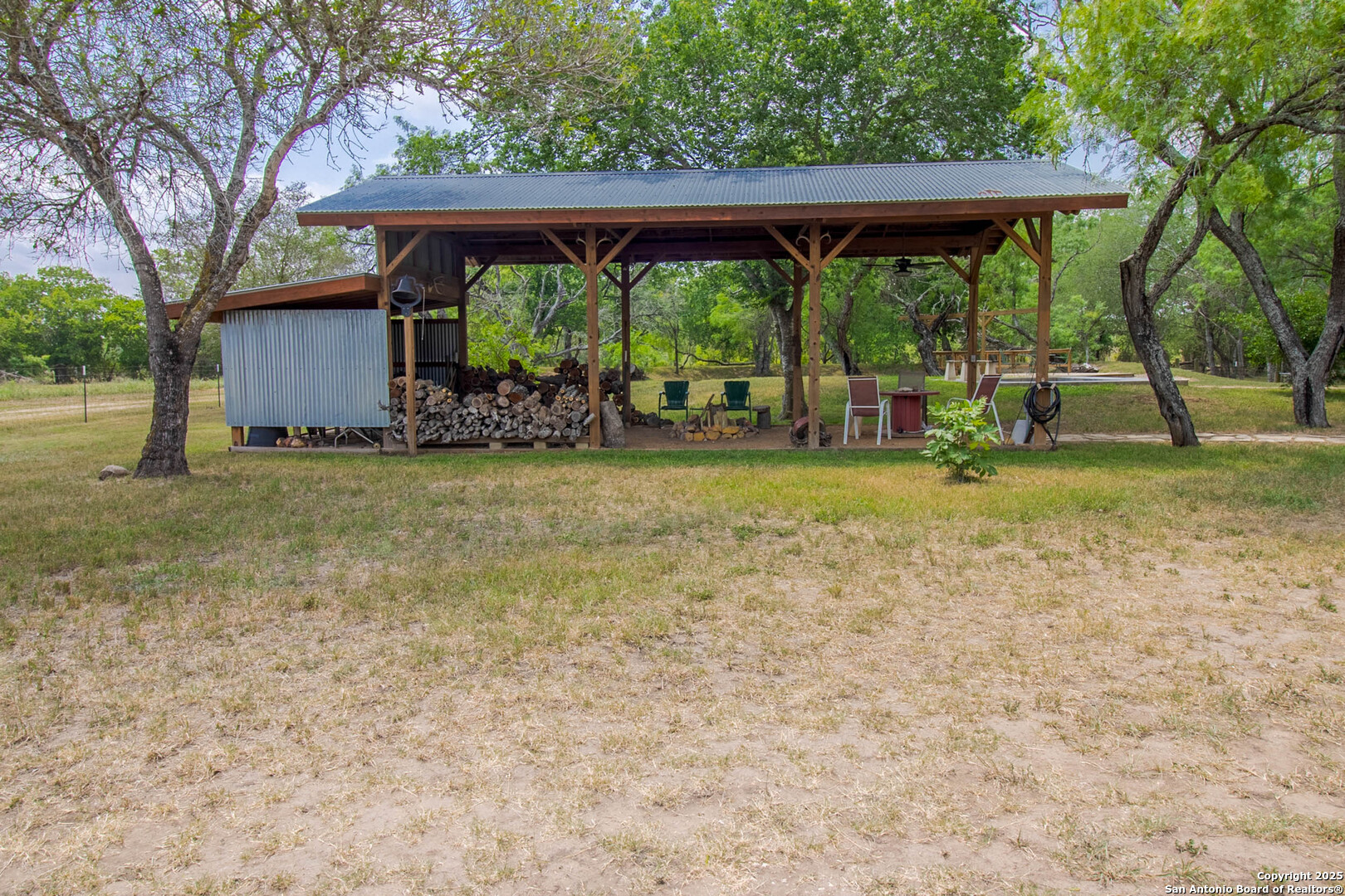 1591 County Road 476 , Stockdale, TX, 78160 | 1869023 | Realty Texas LLC