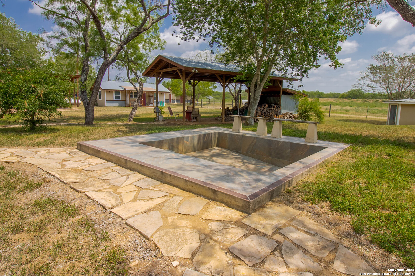 1591 County Road 476 , Stockdale, TX, 78160 | 1869023 | Realty Texas LLC