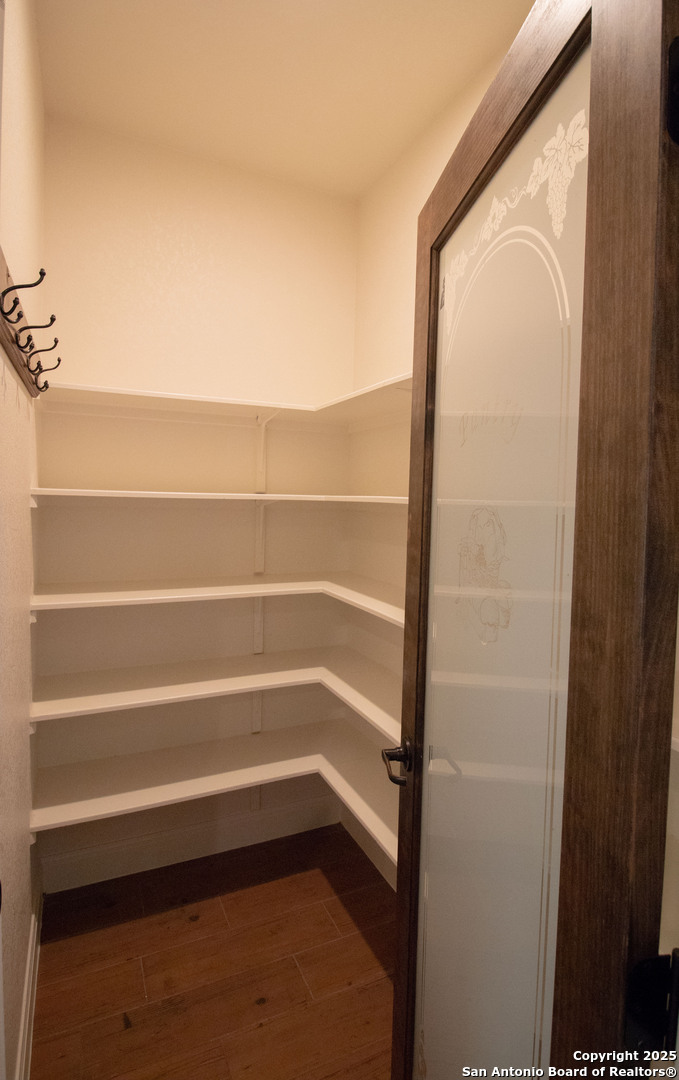 2516 County Road 357 , La Vernia, TX, 78121 | 1869709 | Realty Texas LLC