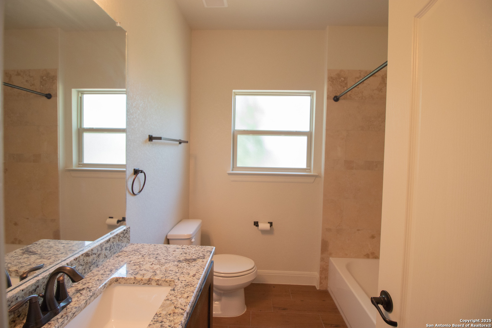 2516 County Road 357 , La Vernia, TX, 78121 | 1869709 | Realty Texas LLC