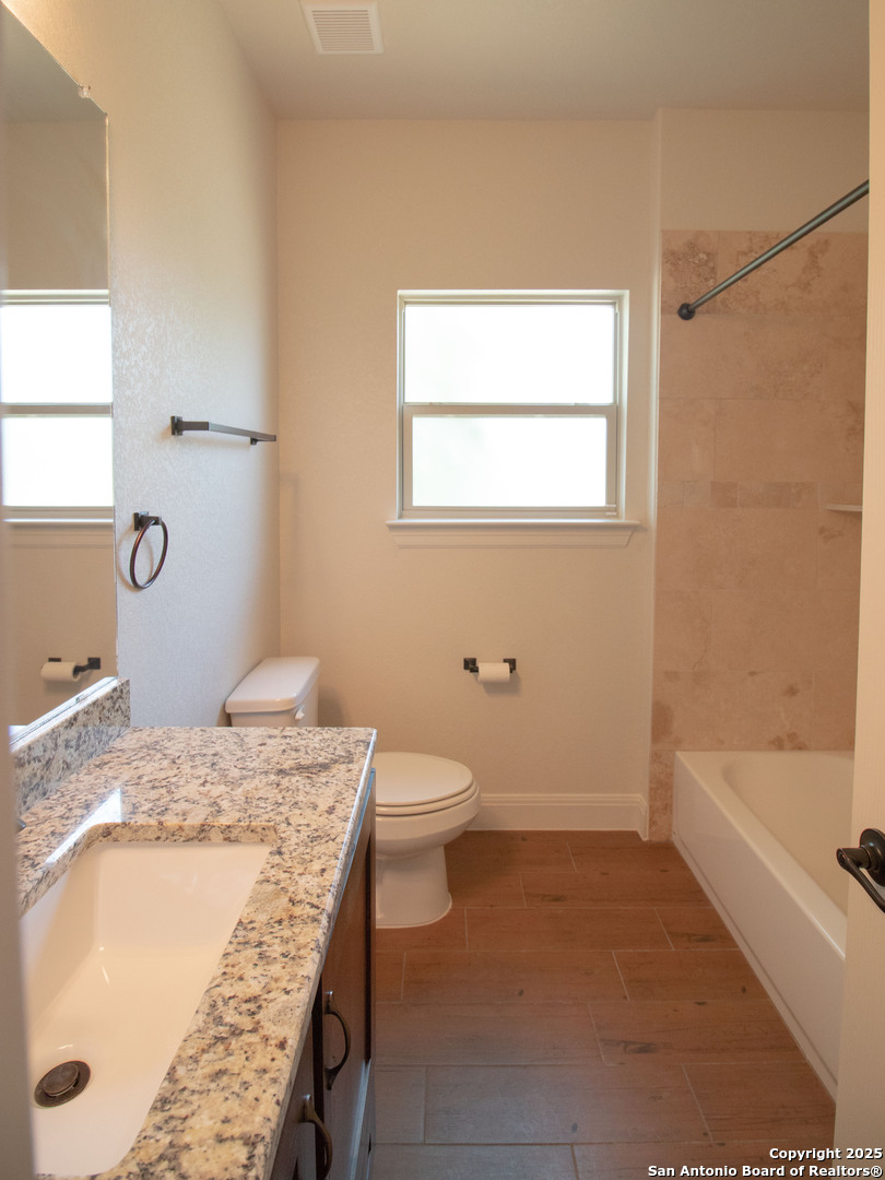 2516 County Road 357 , La Vernia, TX, 78121 | 1869709 | Realty Texas LLC