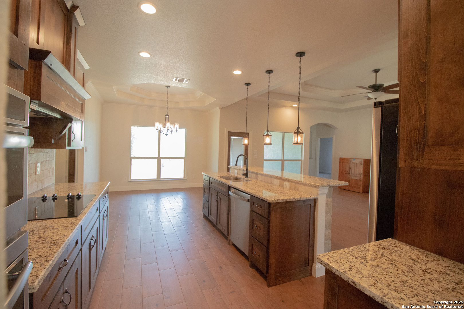 2516 County Road 357 , La Vernia, TX, 78121 | 1869709 | Realty Texas LLC