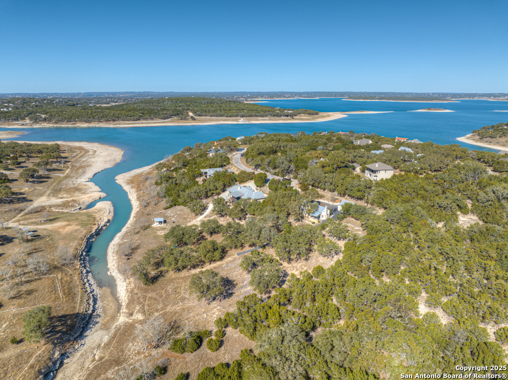 995 Five Oaks , Canyon Lake, TX, 78133 | 1869631 | Realty Texas LLC