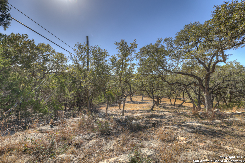 995 Five Oaks , Canyon Lake, TX, 78133 | 1869631 | Realty Texas LLC