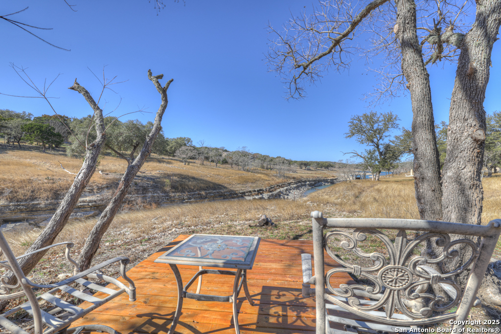 995 Five Oaks , Canyon Lake, TX, 78133 | 1869631 | Realty Texas LLC