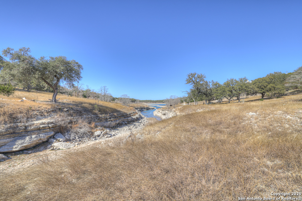 995 Five Oaks , Canyon Lake, TX, 78133 | 1869631 | Realty Texas LLC