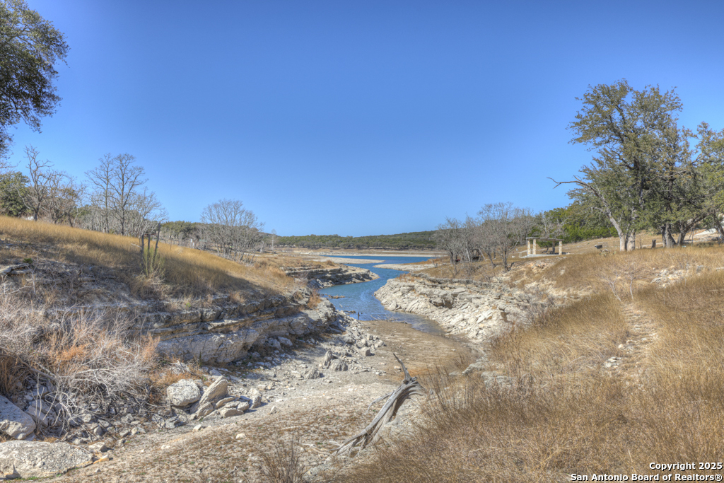 995 Five Oaks , Canyon Lake, TX, 78133 | 1869631 | Realty Texas LLC
