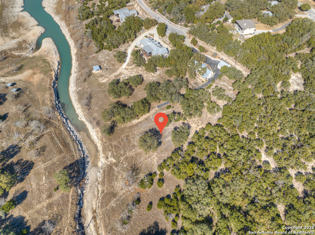 995 Five Oaks , Canyon Lake, TX, 78133 | 1869631 | Realty Texas LLC