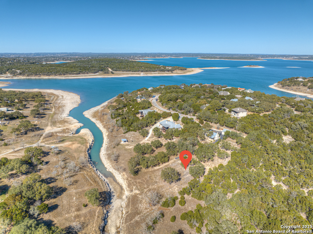 995 Five Oaks , Canyon Lake, TX, 78133 | 1869631 | Realty Texas LLC