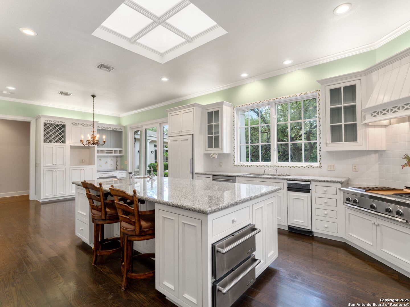 100 Tomahawk , Hill Country Village, TX, 78232 | 1869589 | Realty Texas LLC