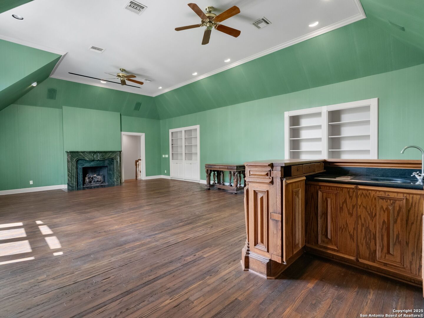 100 Tomahawk , Hill Country Village, TX, 78232 | 1869589 | Realty Texas LLC