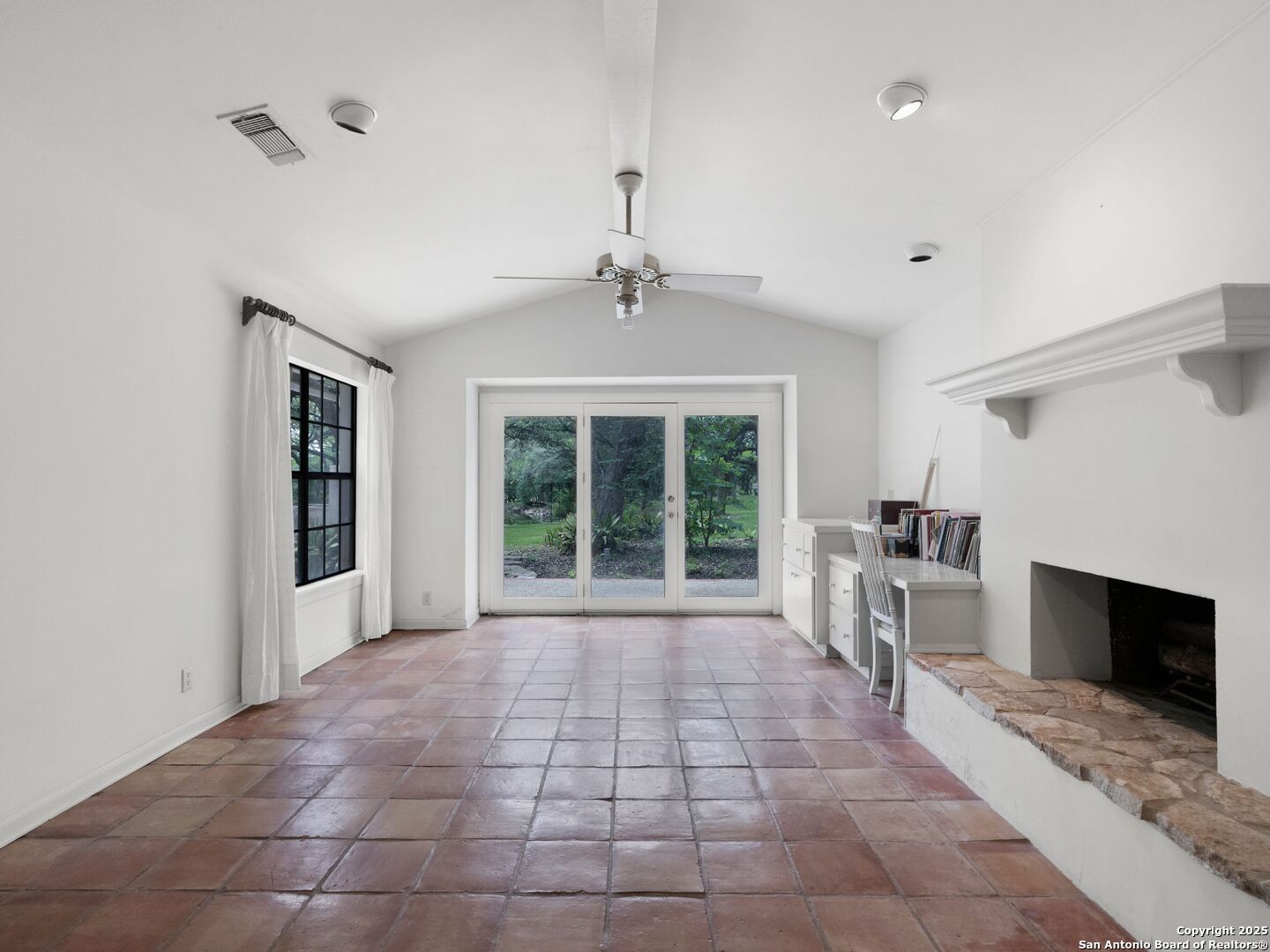 100 Tomahawk , Hill Country Village, TX, 78232 | 1869589 | Realty Texas LLC
