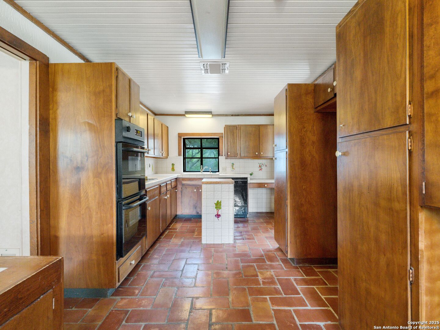 100 Tomahawk , Hill Country Village, TX, 78232 | 1869589 | Realty Texas LLC