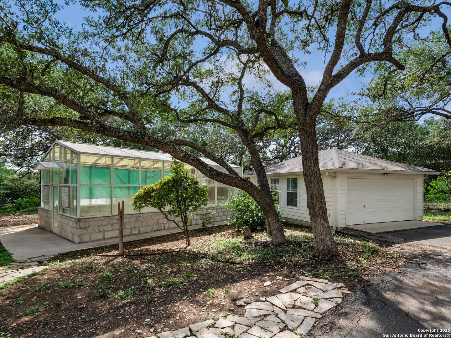 100 Tomahawk , Hill Country Village, TX, 78232 | 1869589 | Realty Texas LLC
