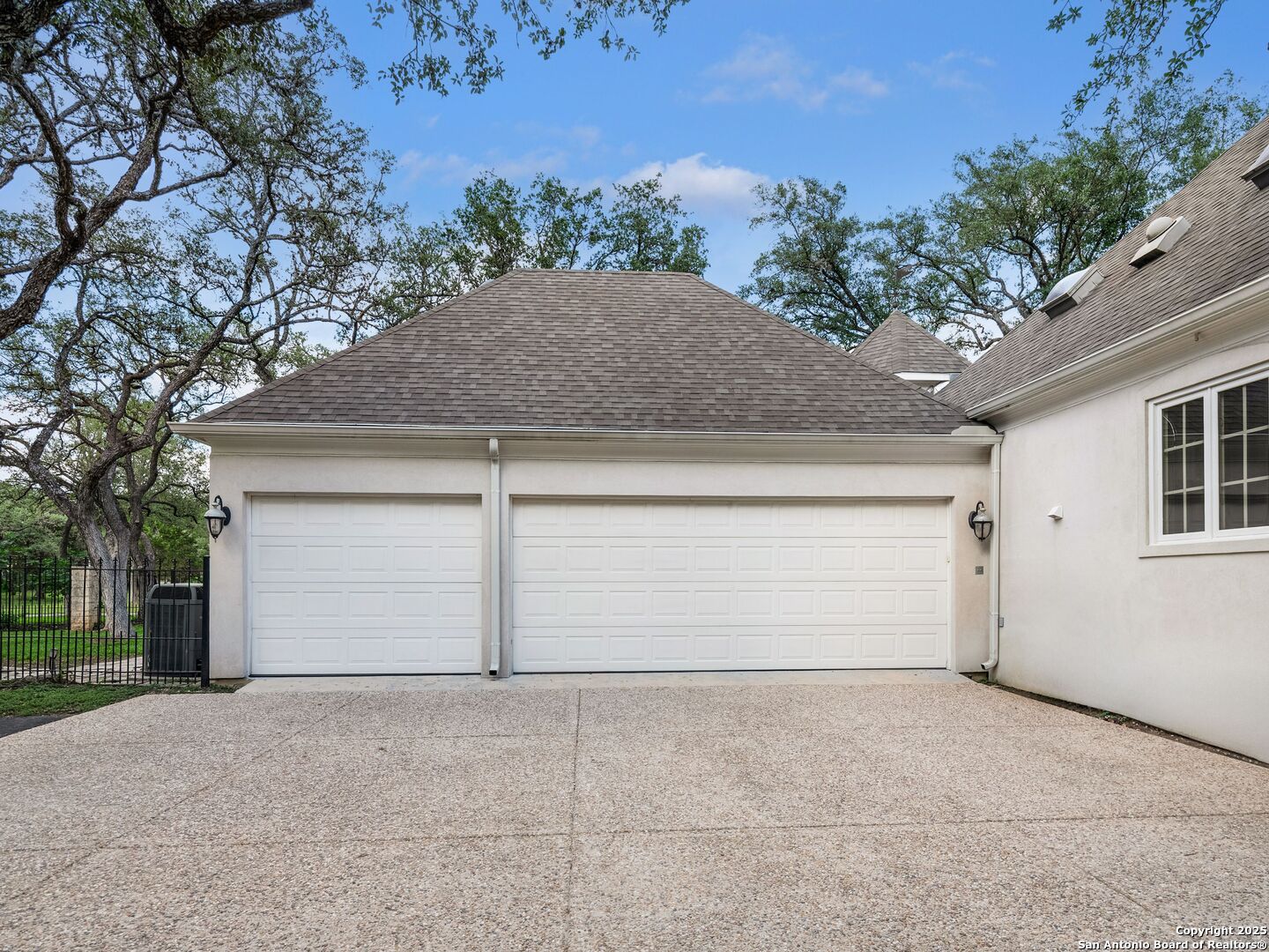 100 Tomahawk , Hill Country Village, TX, 78232 | 1869589 | Realty Texas LLC