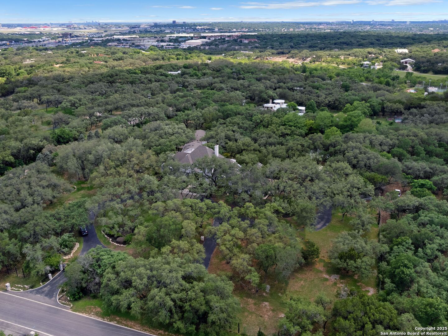 100 Tomahawk , Hill Country Village, TX, 78232 | 1869589 | Realty Texas LLC