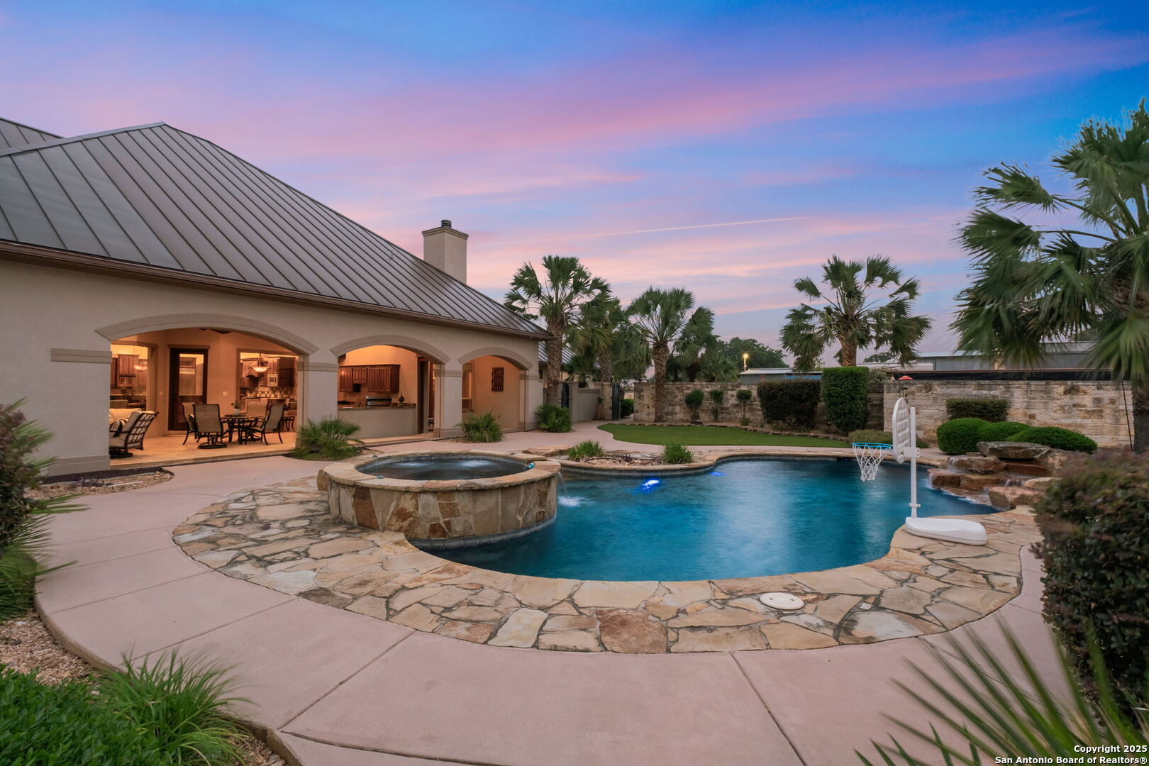 208 Cascade Caverns, BOERNE, TX, 78015 | 1870401 | Realty Texas LLC