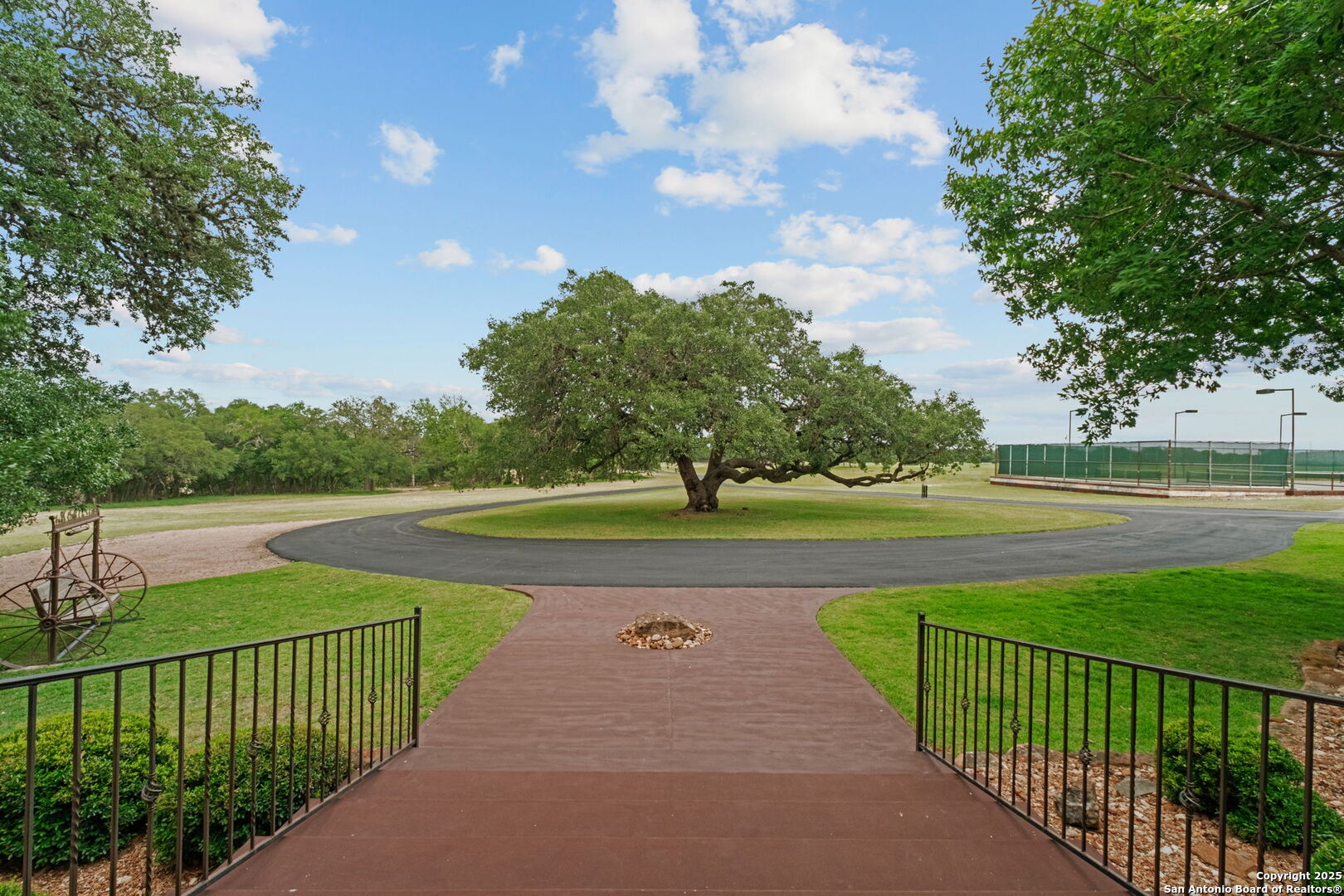 208 Cascade Caverns, BOERNE, TX, 78015 | 1870401 | Realty Texas LLC