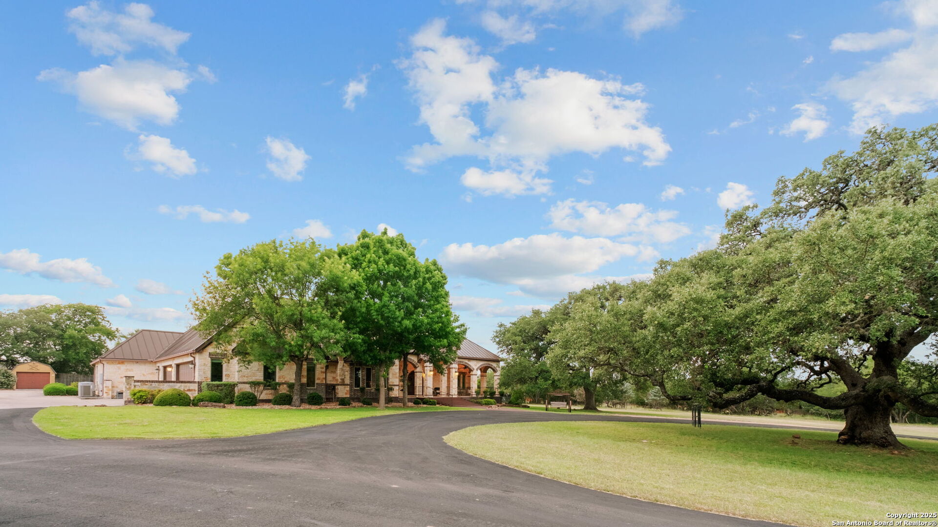 208 Cascade Caverns, BOERNE, TX, 78015 | 1870401 | Realty Texas LLC