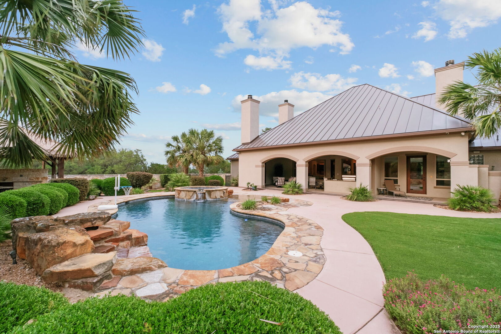 208 Cascade Caverns, BOERNE, TX, 78015 | 1870401 | Realty Texas LLC