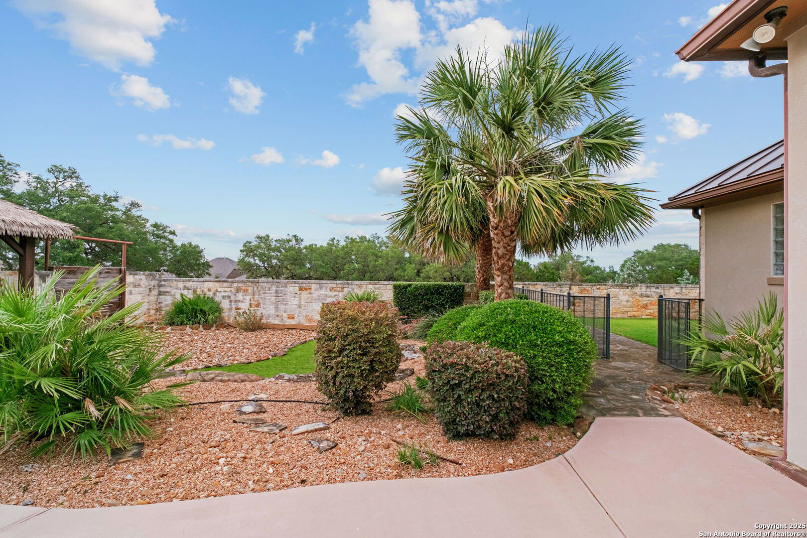 208 Cascade Caverns, BOERNE, TX, 78015 | 1870401 | Realty Texas LLC