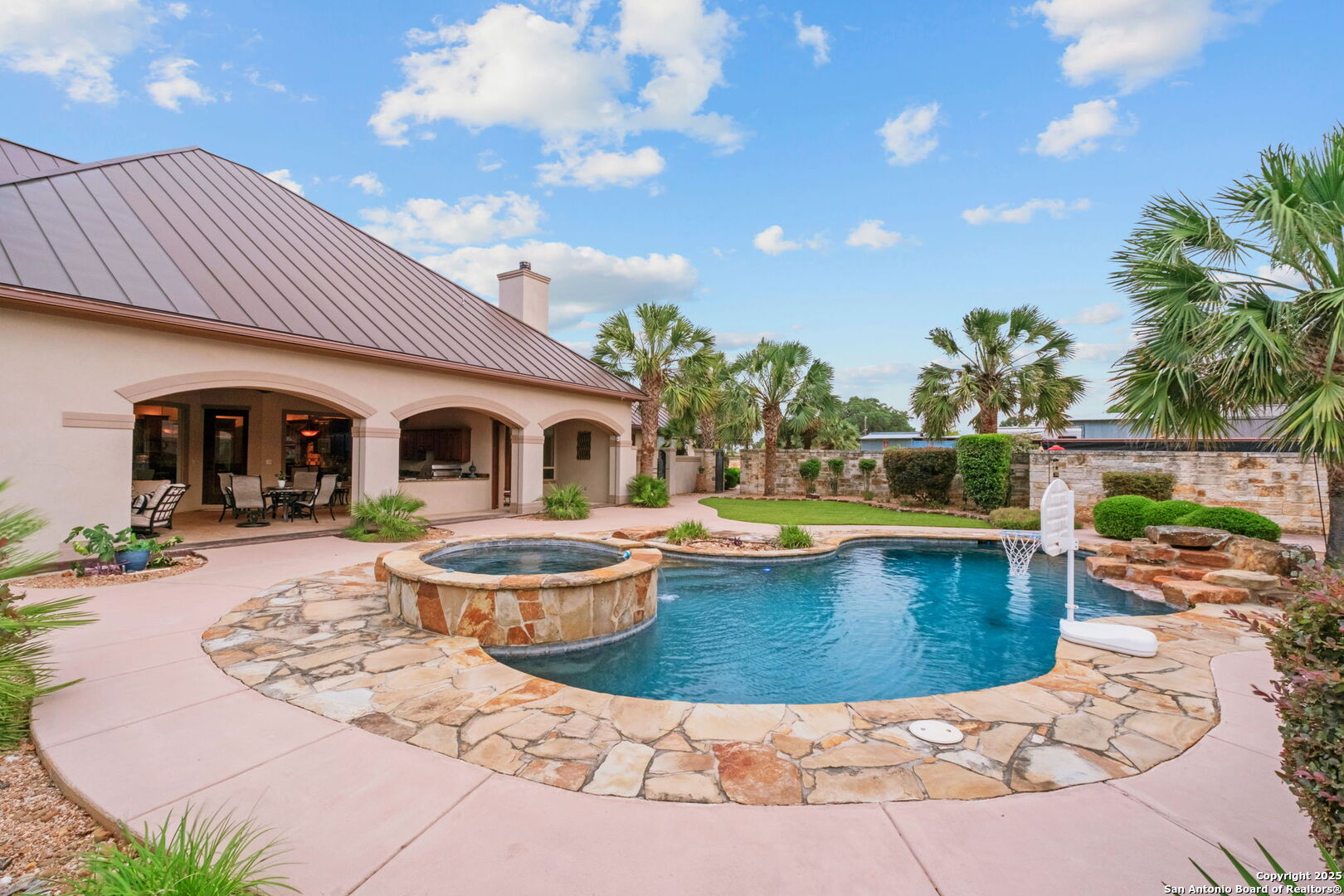 208 Cascade Caverns, BOERNE, TX, 78015 | 1870401 | Realty Texas LLC