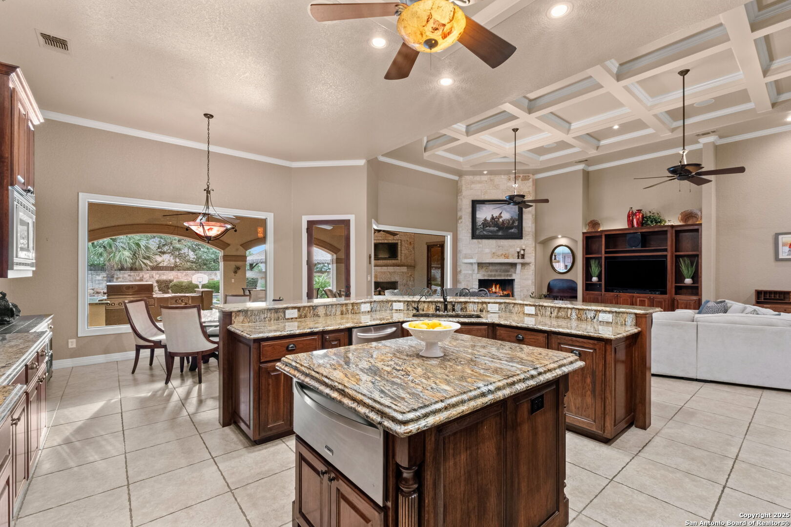 208 Cascade Caverns, BOERNE, TX, 78015 | 1870401 | Realty Texas LLC