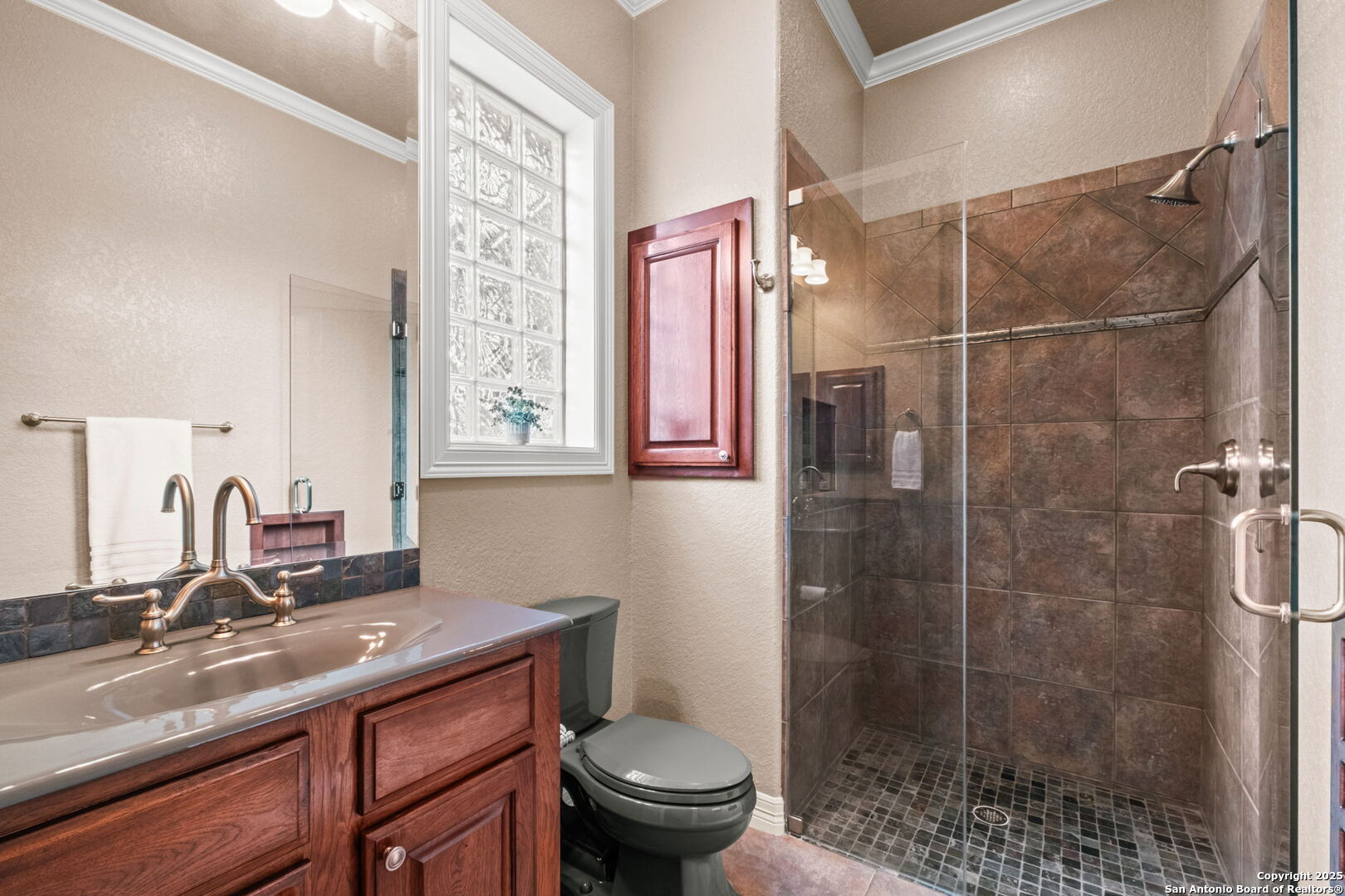 208 Cascade Caverns, BOERNE, TX, 78015 | 1870401 | Realty Texas LLC