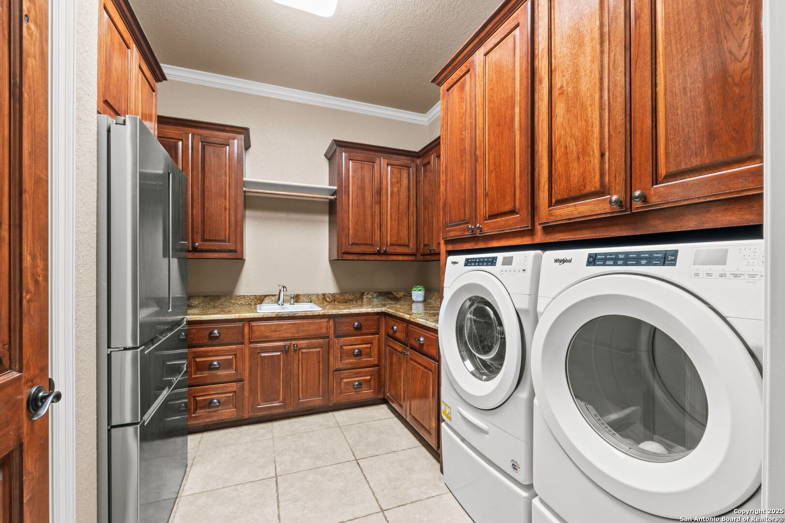 208 Cascade Caverns, BOERNE, TX, 78015 | 1870401 | Realty Texas LLC