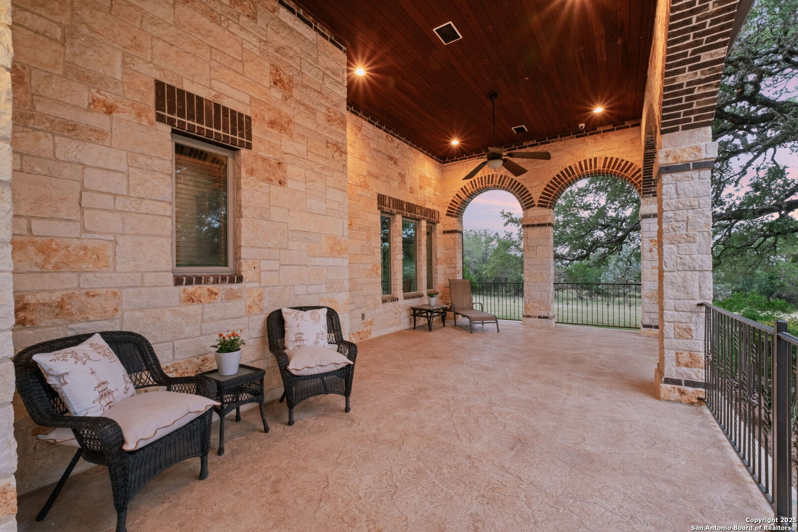 208 Cascade Caverns, BOERNE, TX, 78015 | 1870401 | Realty Texas LLC