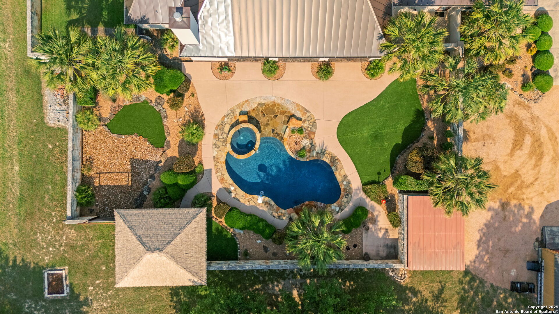 208 Cascade Caverns, BOERNE, TX, 78015 | 1870401 | Realty Texas LLC