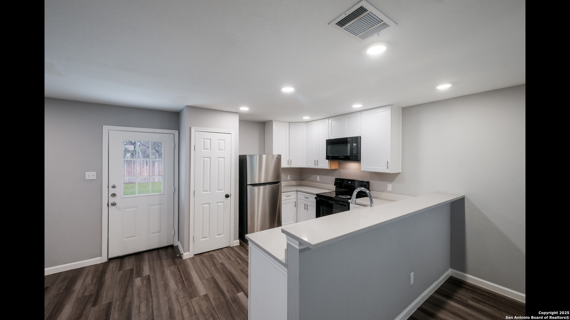 311 Bundy St 2 , San Antonio, TX, 78220 | 1872027 | Realty Texas LLC