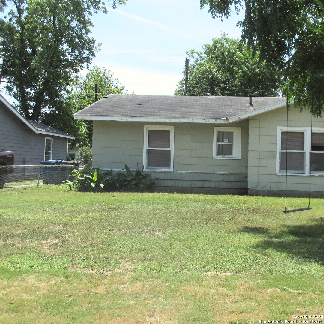 166 Hartford, San Antonio, TX, 78223 | 1872663 | Realty Texas LLC