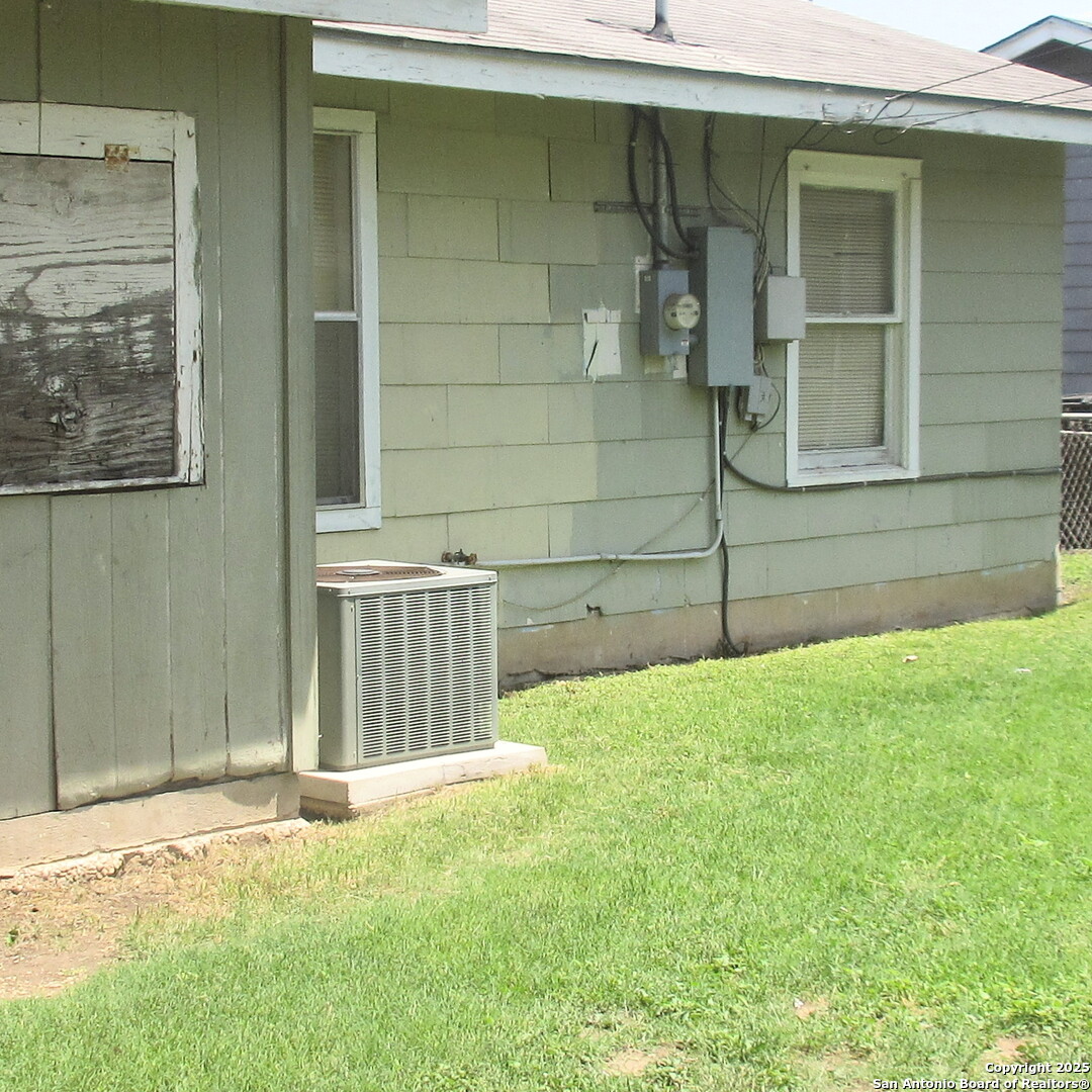166 Hartford, San Antonio, TX, 78223 | 1872663 | Realty Texas LLC