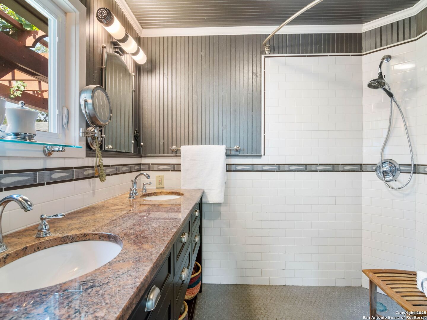131 Bess St., Boerne, TX, 78006 | 1869995 | Realty Texas LLC