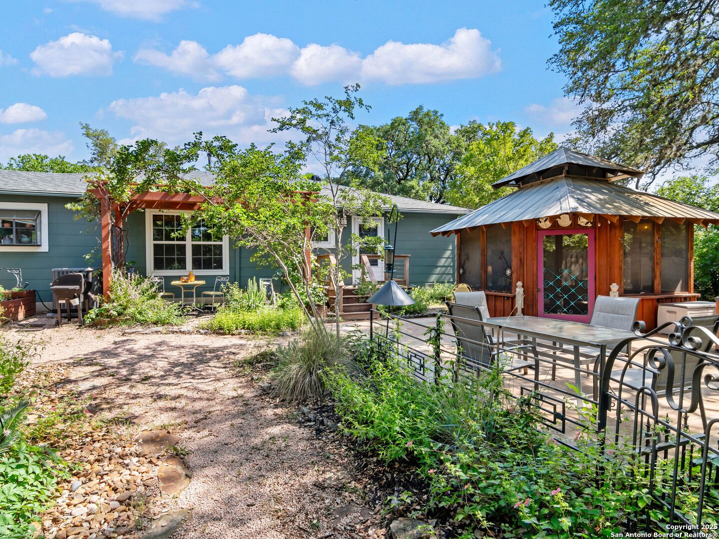 131 Bess St., Boerne, TX, 78006 | 1869995 | Realty Texas LLC