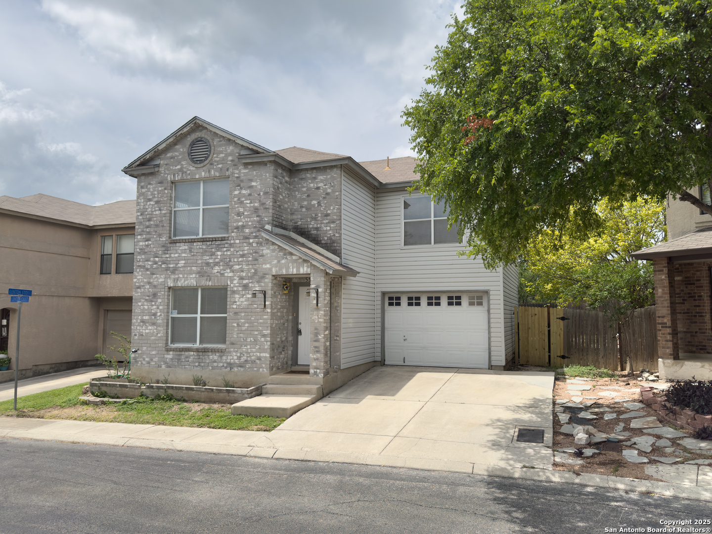 5327 Kenton Crest, SANANTONIO, TX, 78240 | 1873538 | Realty Texas LLC