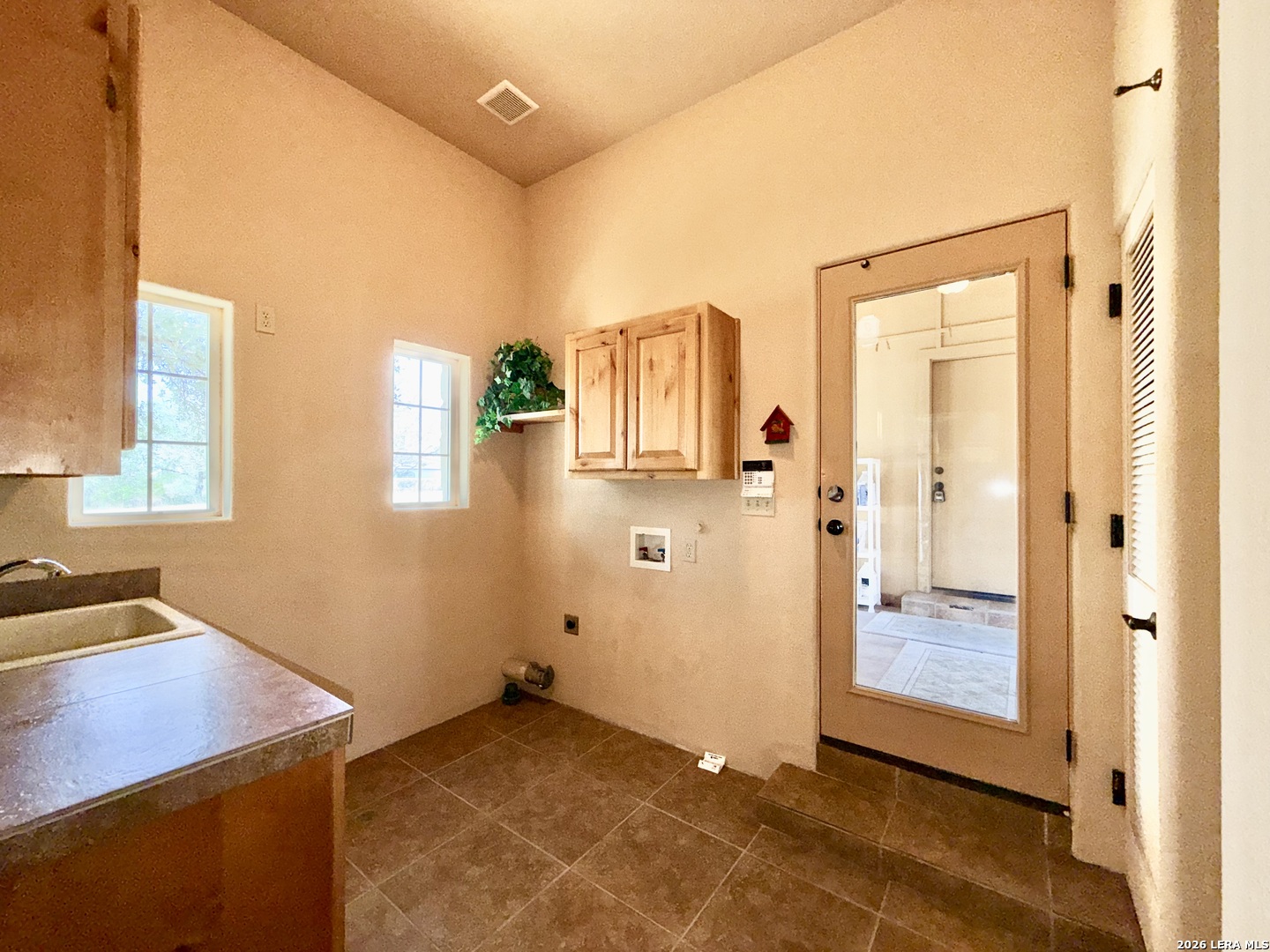 397 Secret Way, Spring Branch, TX, 78070 | 1873452 | Realty Texas LLC