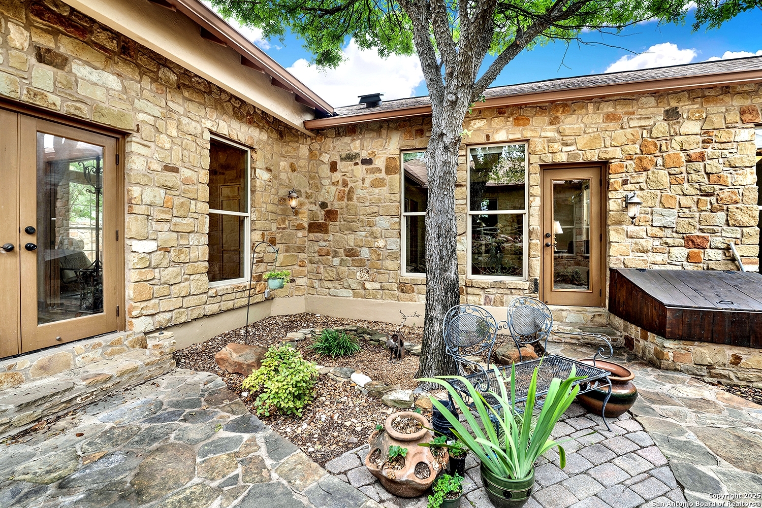 397 Secret Way, Spring Branch, TX, 78070 | 1873452 | Realty Texas LLC