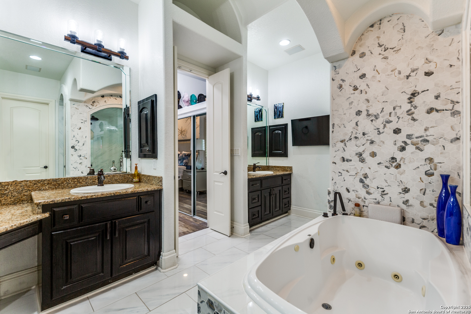 10 Kings Tower,San Antonio, TX 78257